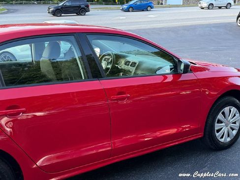 Used 2014 Volkswagen Jetta S FWD image 30