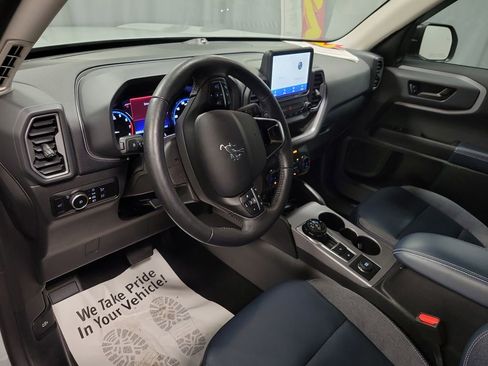 Used 2023 Ford Bronco Sport Outer Banks w/ Tech Package image 13