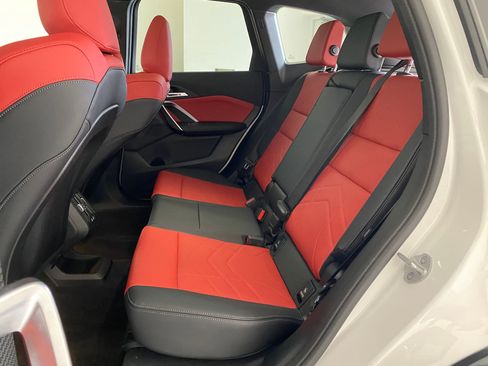 Used 2025 BMW X1 xDrive28i w/ Premium Package image 13