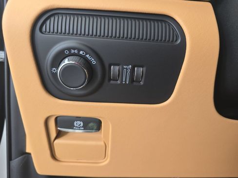 New 2026 Jeep Grand Wagoneer Summit AWD/4WD image 27