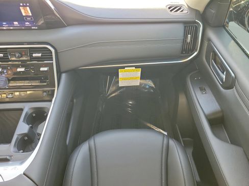 New 2026 Nissan Armada SV image 16