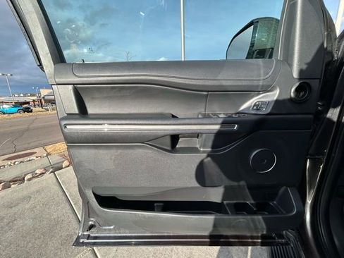 Used 2024 Ford Expedition Max XLT image 20