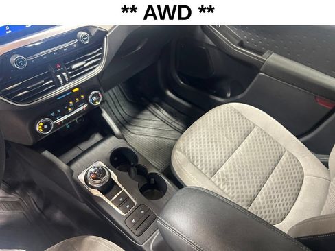 Used 2020 Ford Escape SE AWD/4WD image 7
