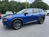 Used 2023 Nissan Rogue S image 5