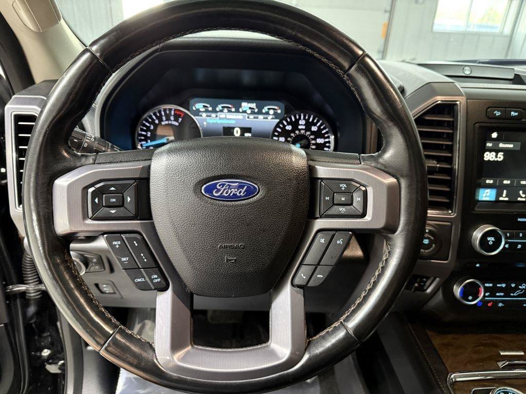 Used 2019 Ford Expedition Max Platinum AWD/4WD image 19