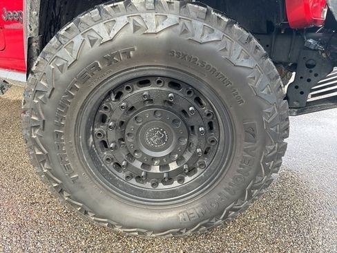 Used 2020 Jeep Gladiator Sport w/ Quick Order Package 24S image 10