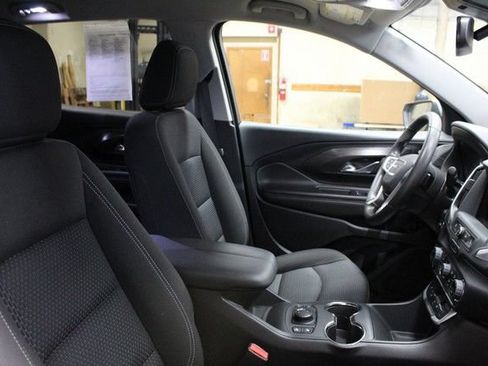 Used 2023 GMC Terrain SLE w/ Driver Convenience Package AWD/4WD image 10