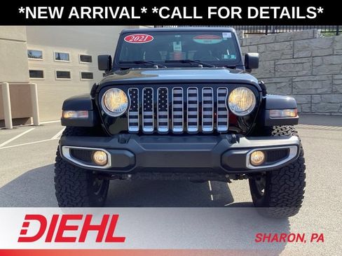 Used 2021 Jeep Gladiator Overland AWD/4WD image 2