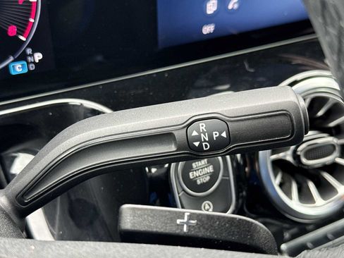 Used 2025 Mercedes-Benz GLA 250 image 23