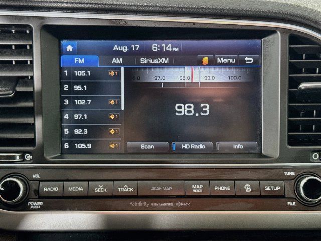 Used 2017 Hyundai Elantra Limited w/ Limited Tech Package 04 FWD image 15