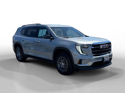Used 2025 GMC Acadia Elevation FWD image 7