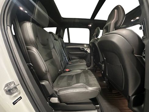 Used 2017 Volvo XC90 T6 R-Design w/ Vision Package image 18