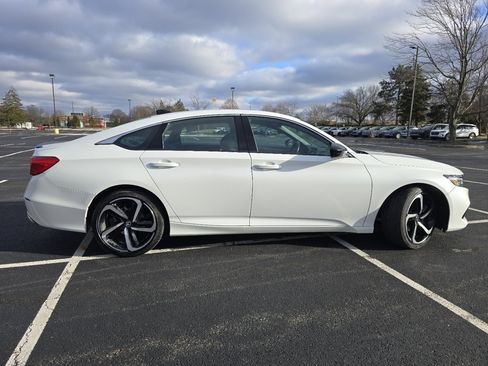 Certified 2022 Honda Accord Sport image 19