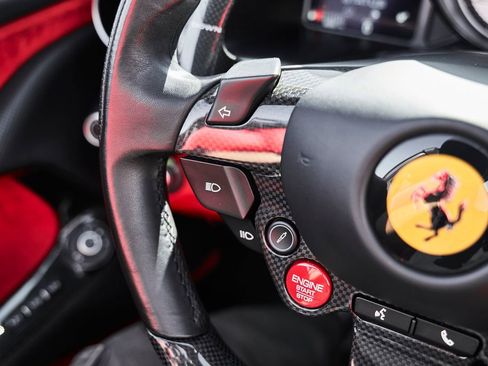 Used 2021 Ferrari 812 GTS RWD image 39