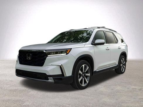 Used 2024 Honda Pilot Elite image 5