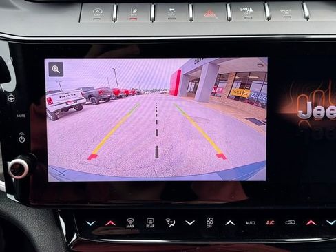 New 2026 Jeep Grand Cherokee Limited RWD image 19