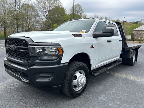Used 2023 Chevrolet Silverado 3500 W/T w/ WT Fleet Convenience Package image 63