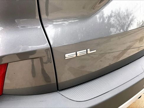 Certified 2022 Ford Escape SEL w/ Class II Trailer Tow Package image 9