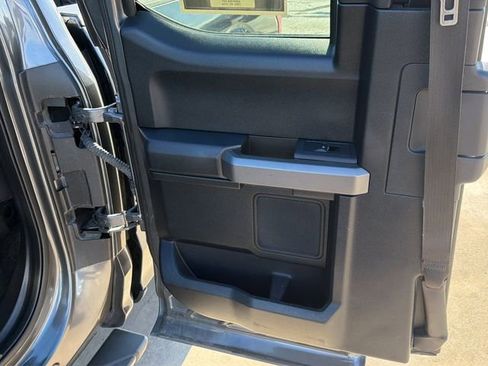 Used 2016 Ford F150 XLT w/ Equipment Group 301A Mid image 16