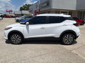 Used 2023 Nissan Kicks SV FWD video 1