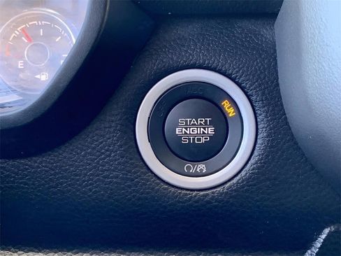 Used 2024 RAM 1500 Laramie image 38