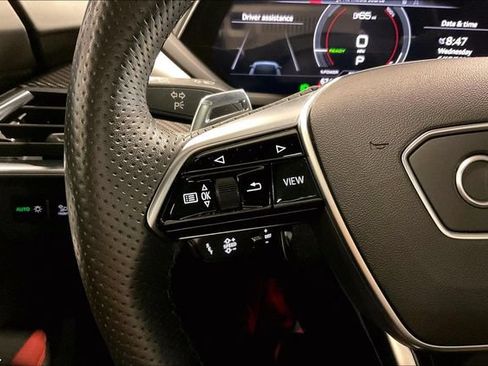 Used 2022 Audi e-tron GT Prestige w/ Prestige Package AWD/4WD image 18