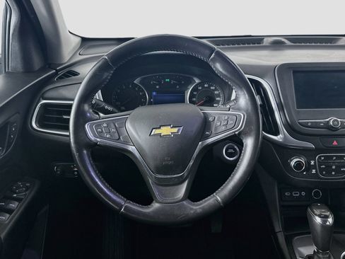 Used 2019 Chevrolet Equinox LT FWD image 18