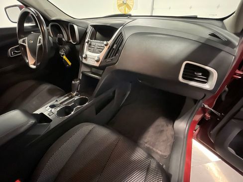 Used 2016 Chevrolet Equinox LT w/ Convenience Package image 24