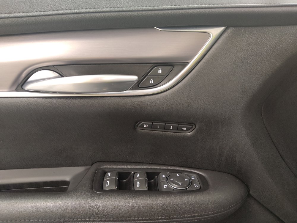Used 2018 Cadillac XT5 Luxury AWD/4WD image 27
