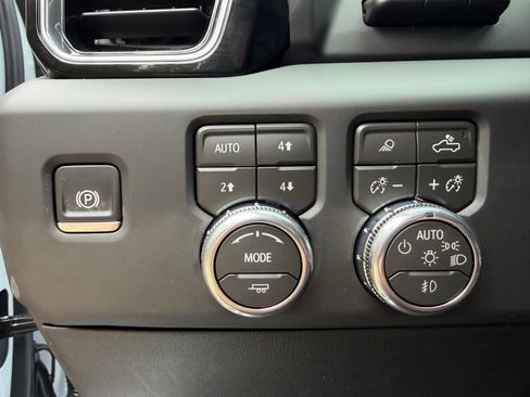 New 2026 GMC Sierra 1500 Denali Ultimate AWD/4WD image 12