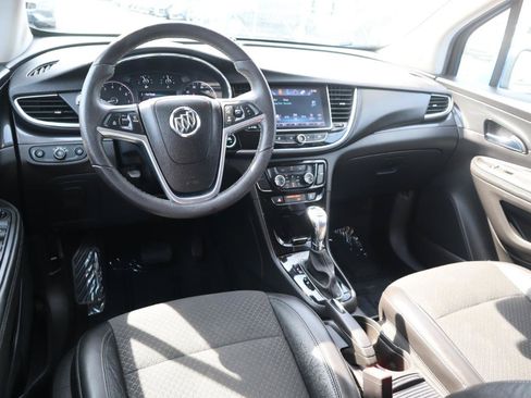 Used 2017 Buick Encore Preferred AWD/4WD image 17