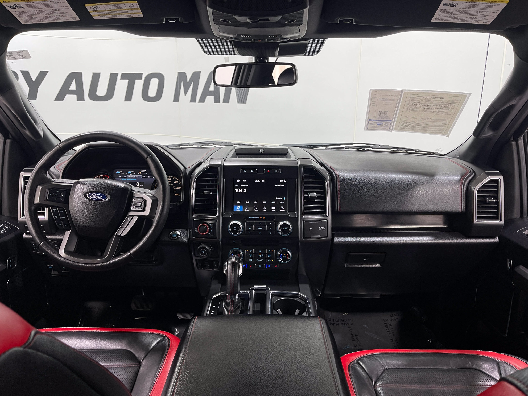 Used 2018 Ford F150 Lariat w/ Equipment Group 502A Luxury AWD/4WD image 18