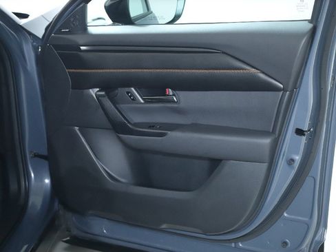 Certified 2025 MAZDA CX-50 AWD 2.5 S w/ Premium Plus Pkg image 34