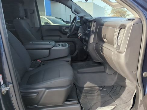 Used 2020 Chevrolet Silverado 1500 Custom w/ Custom Value Package image 25