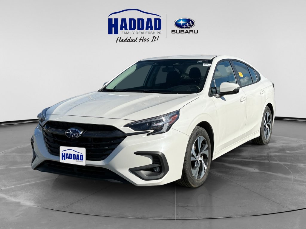 Used 2025 Subaru Legacy Premium AWD/4WD image 1