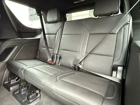 Used 2023 GMC Yukon XL Denali image 21