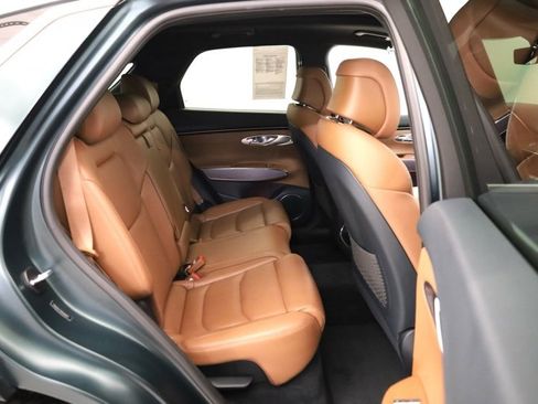 Used 2024 Genesis GV70 2.5T w/ Advanced Package image 36