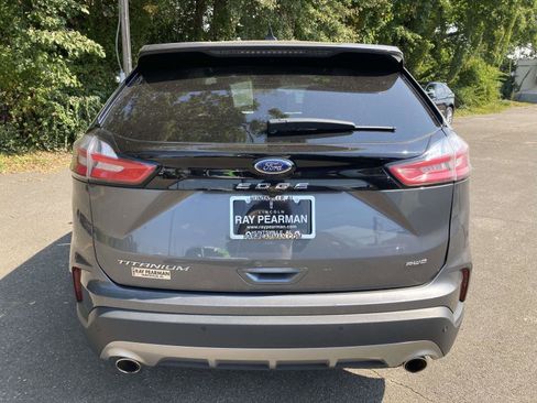 Used 2024 Ford Edge Titanium image 6