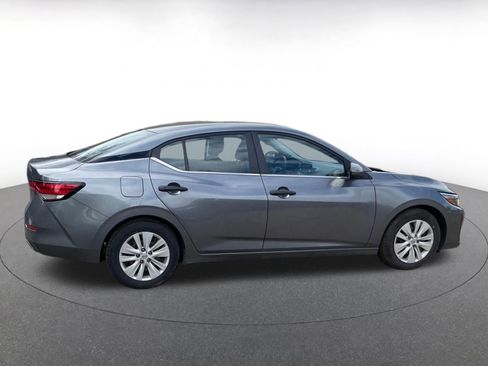 Used 2025 Nissan Sentra S image 18