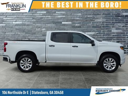 Used 2023 Chevrolet Silverado 1500 Custom AWD/4WD image 7