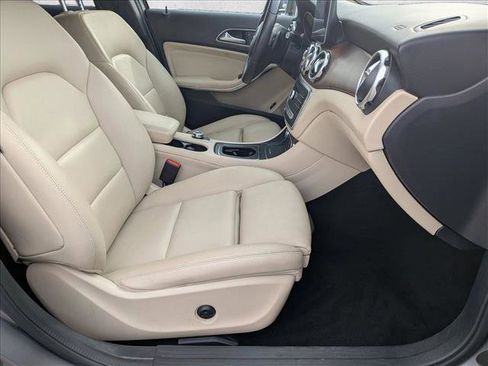 Used 2018 Mercedes-Benz GLA 250 image 21