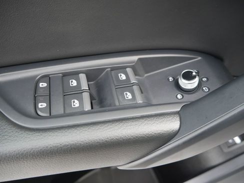 Certified 2023 Audi Q5 2.0T Premium w/ Convenience Package image 18