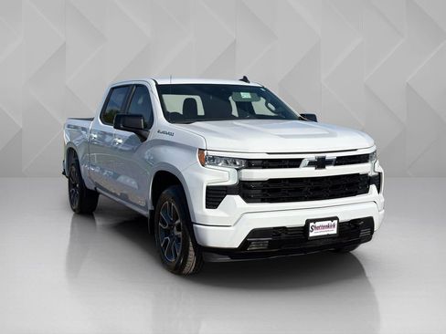 Used 2023 Chevrolet Silverado 1500 RST RWD image 3