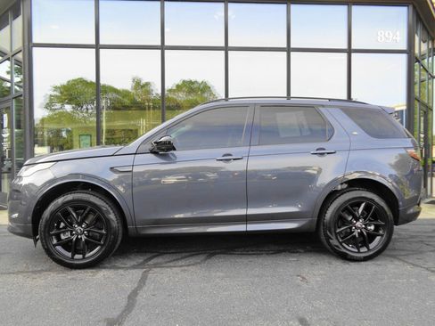 Used 2025 Land Rover Discovery Sport S image 8