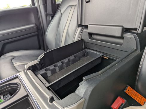 Used 2022 Ford F350 Platinum AWD/4WD image 28