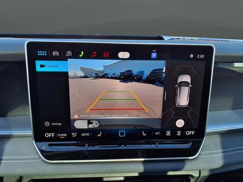 New 2026 Volkswagen Tiguan SE AWD/4WD image 27