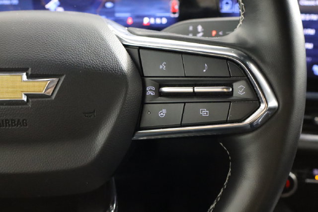 Used 2024 Chevrolet Equinox EV LT FWD image 10