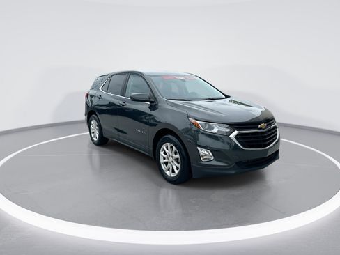 Used 2021 Chevrolet Equinox LT FWD image 2