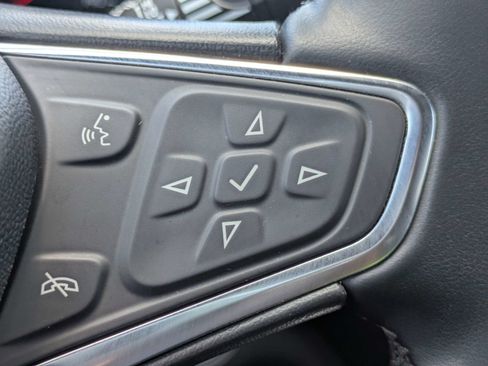 Certified 2024 Chevrolet Equinox LT FWD image 19