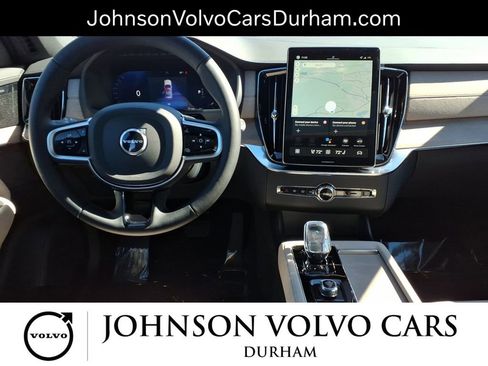 New 2026 Volvo XC90 B6 Plus w/ Protection Package Premier AWD/4WD image 8